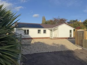 Photo 14- click for photo gallery